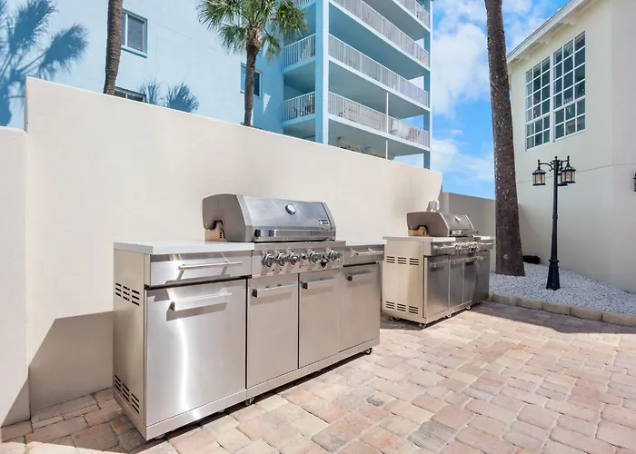 Palms 408 *